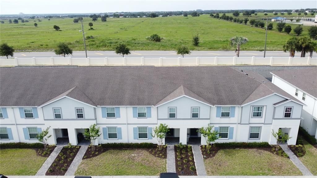 For Sale: $425,000 (5 beds, 4 baths, 2293 Square Feet)
