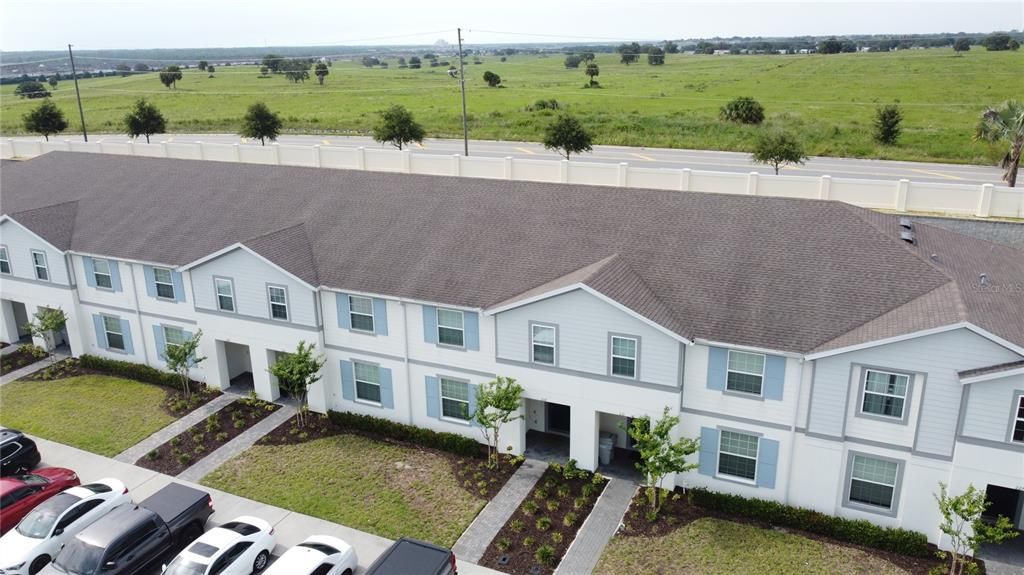 For Sale: $425,000 (5 beds, 4 baths, 2293 Square Feet)