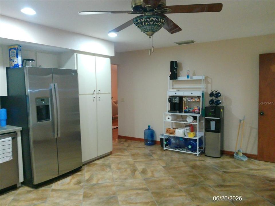 En Renta: $2,250 (3 camas, 2 baños, 1602 Pies cuadrados)