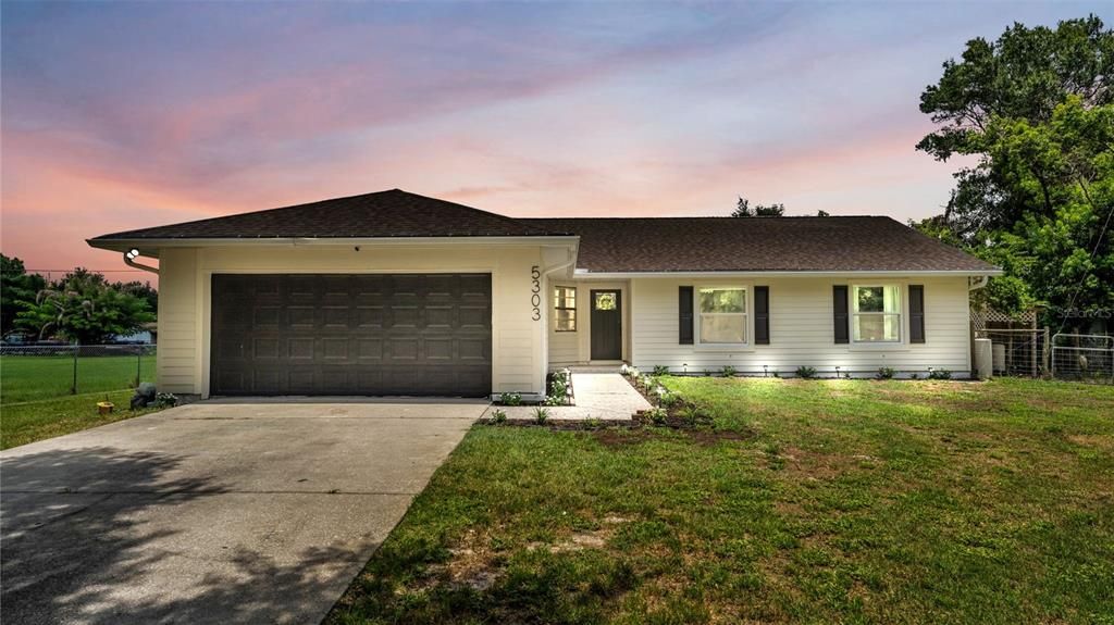 На продажу: $465,000 (4 спален, 2 ванн, 1747 Квадратных фут)