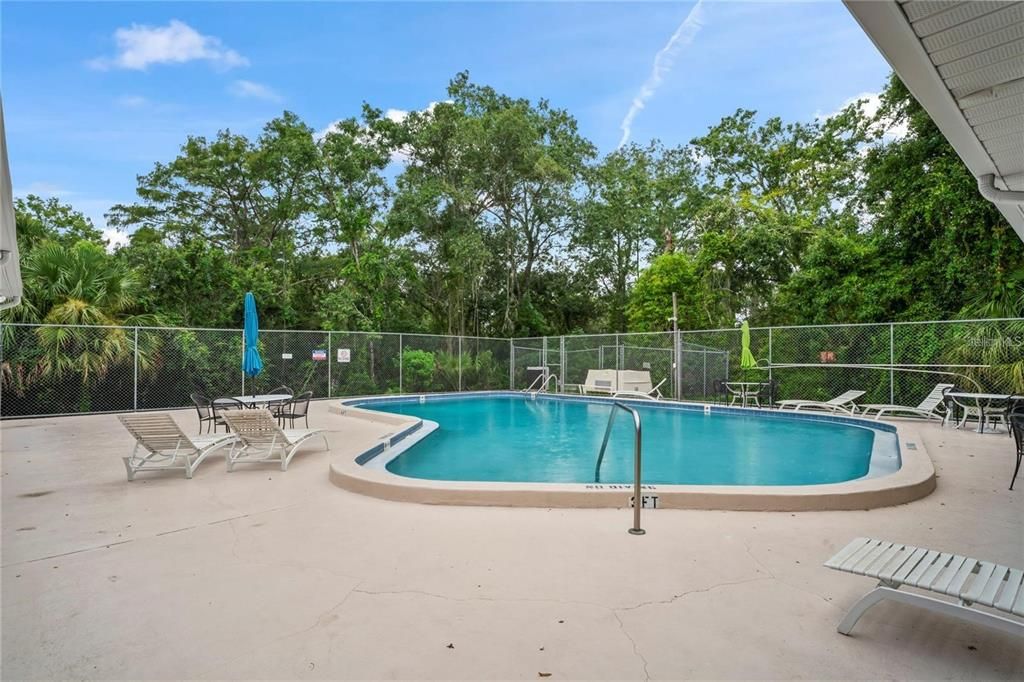 For Sale: $325,000 (2 beds, 2 baths, 1388 Square Feet)