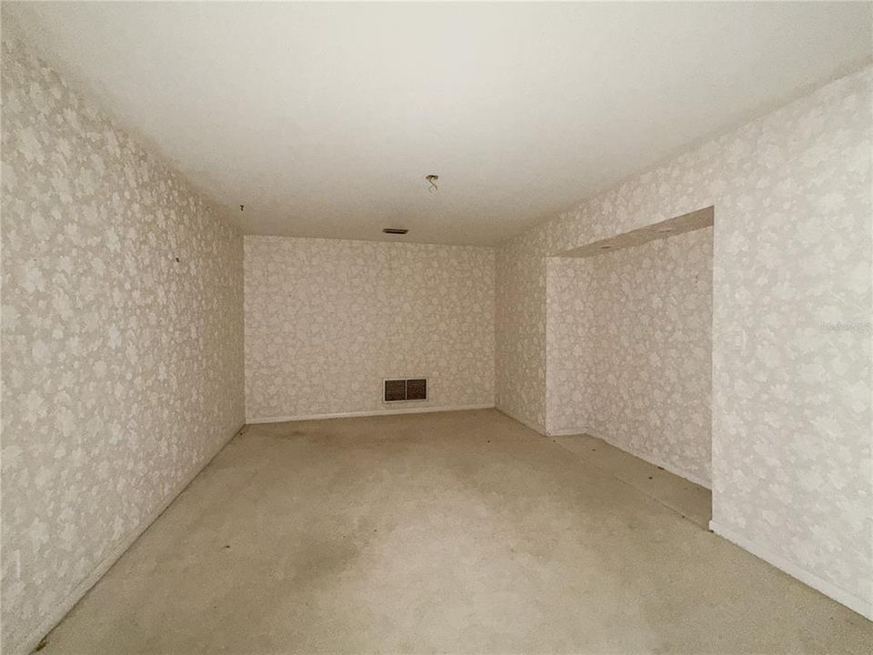 En Venta: $446,000 (4 camas, 3 baños, 3613 Pies cuadrados)