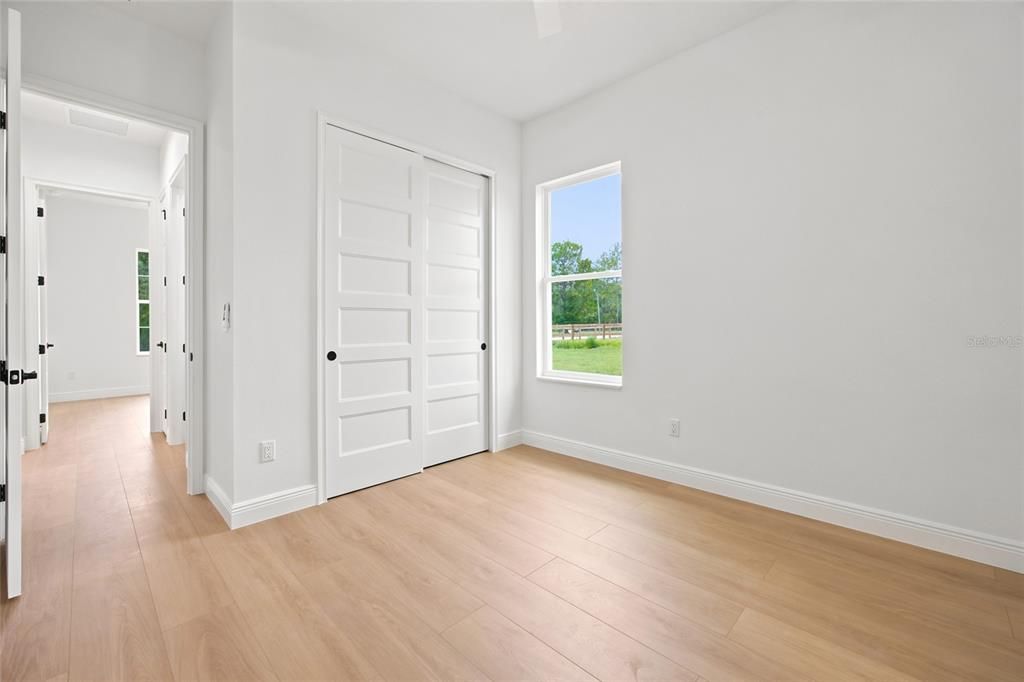 На продажу: $499,999 (4 спален, 3 ванн, 2011 Квадратных фут)