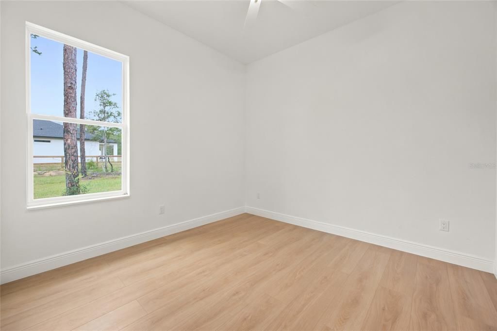 На продажу: $499,999 (4 спален, 3 ванн, 2011 Квадратных фут)