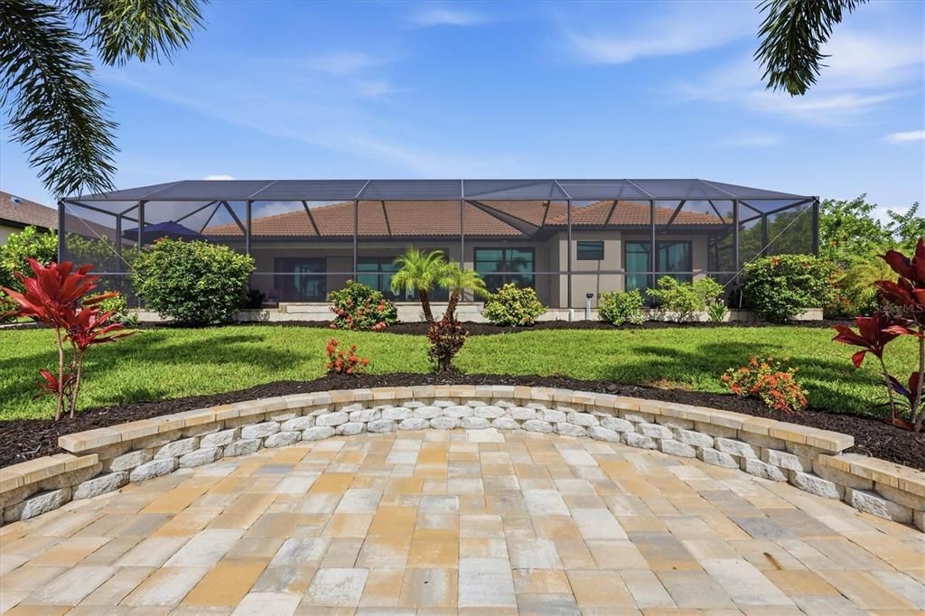 Activo con contrato: $750,000 (3 camas, 2 baños, 2098 Pies cuadrados)