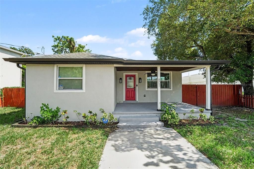 For Sale: $380,000 (3 beds, 3 baths, 1558 Square Feet)