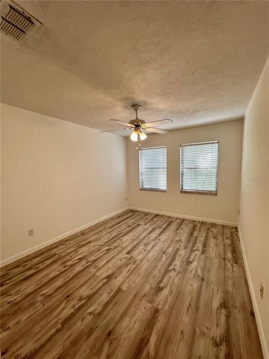 En Renta: $2,600 (4 camas, 3 baños, 1806 Pies cuadrados)