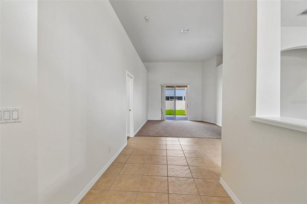 For Sale: $575,000 (4 beds, 3 baths, 2741 Square Feet)
