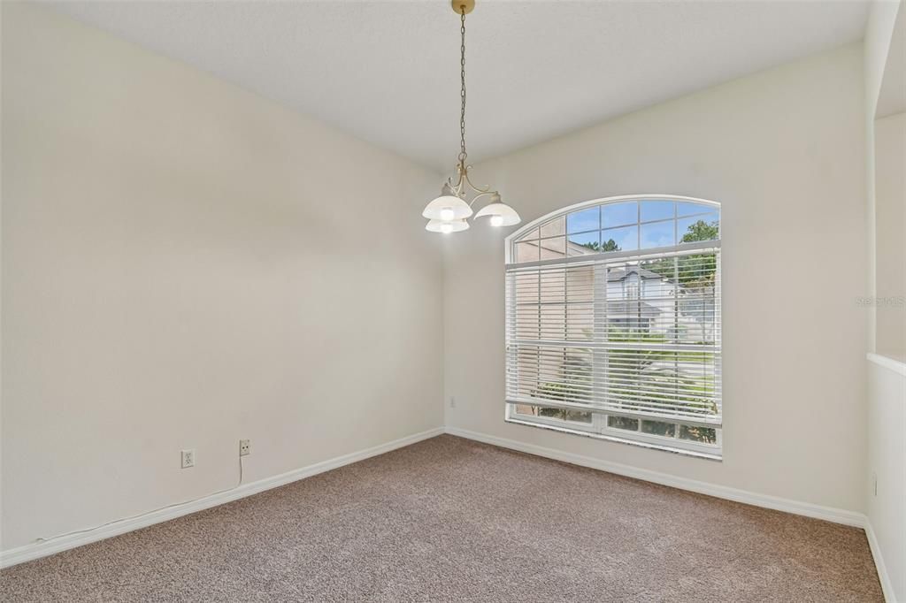 For Sale: $575,000 (4 beds, 3 baths, 2741 Square Feet)