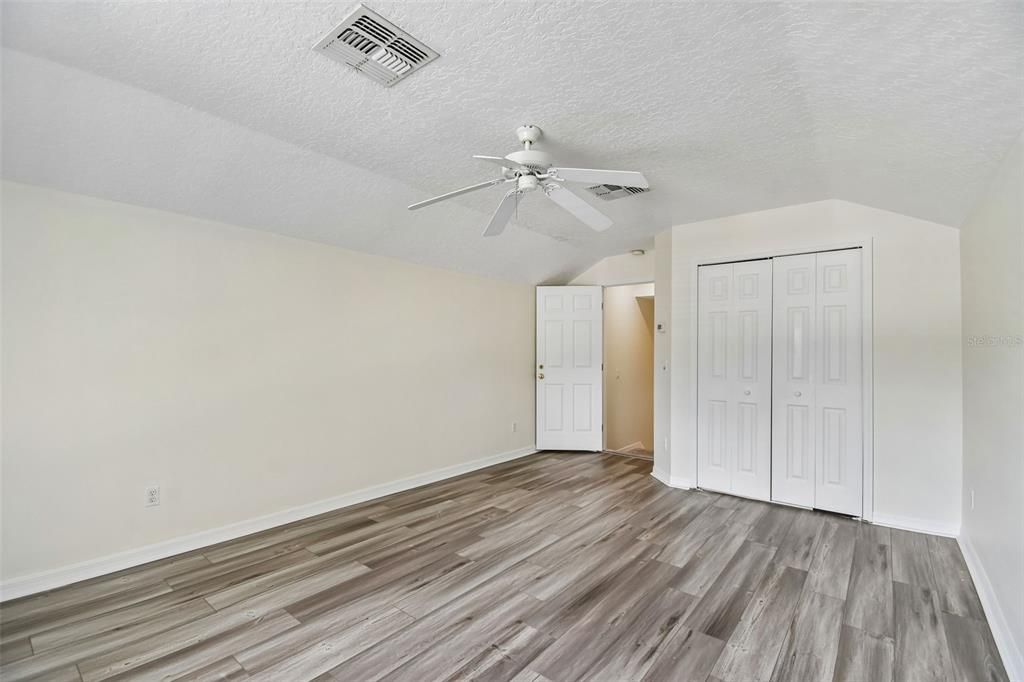 For Sale: $575,000 (4 beds, 3 baths, 2741 Square Feet)