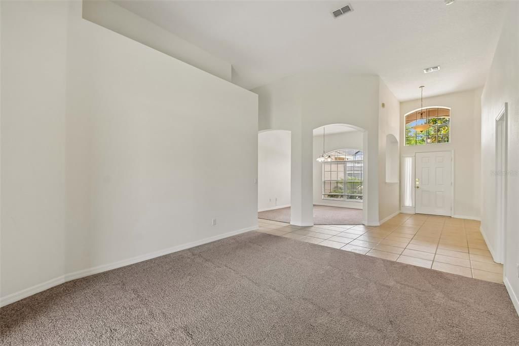 For Sale: $575,000 (4 beds, 3 baths, 2741 Square Feet)