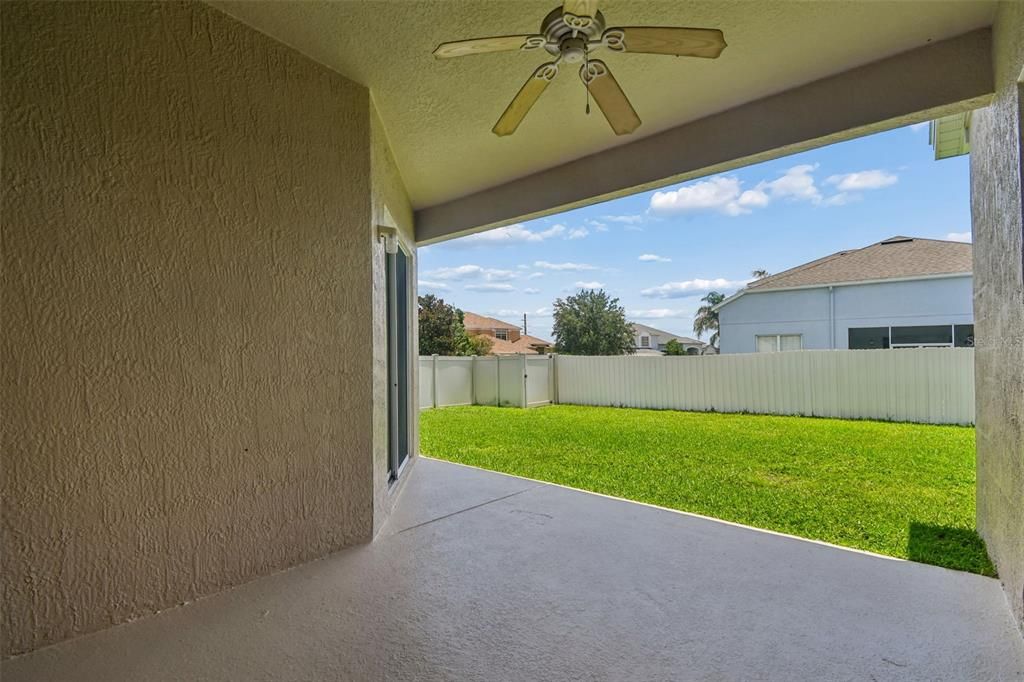 For Sale: $575,000 (4 beds, 3 baths, 2741 Square Feet)