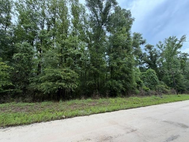 En Venta: $70,000 (5.00 acres)