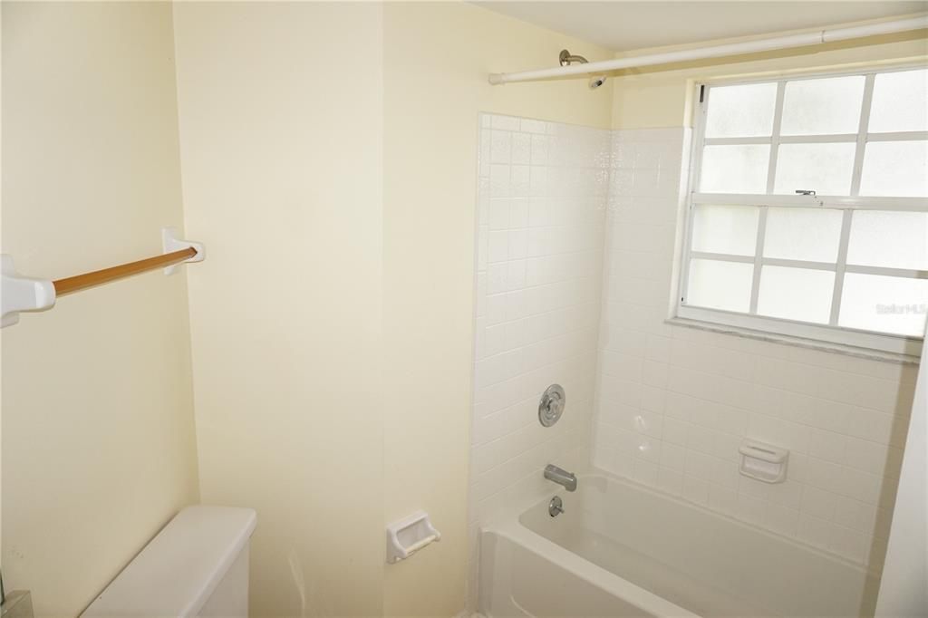 En Venta: $94,900 (2 camas, 2 baños, 840 Pies cuadrados)