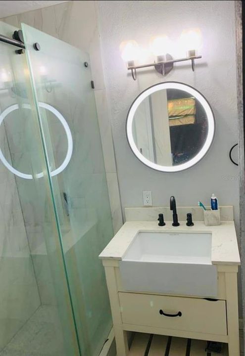 Activo con contrato: $3,200 (3 camas, 2 baños, 1897 Pies cuadrados)