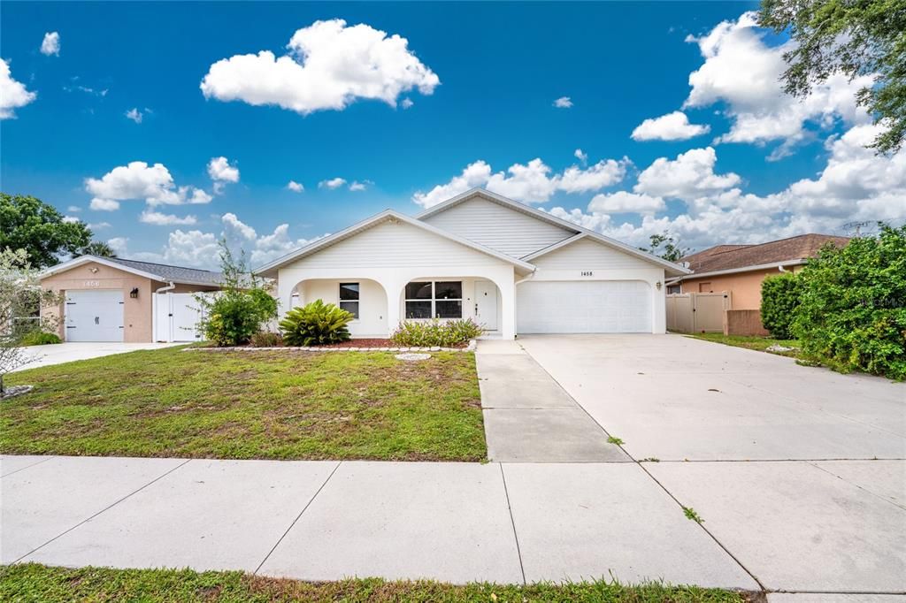 En Venta: $329,000 (3 camas, 2 baños, 1635 Pies cuadrados)