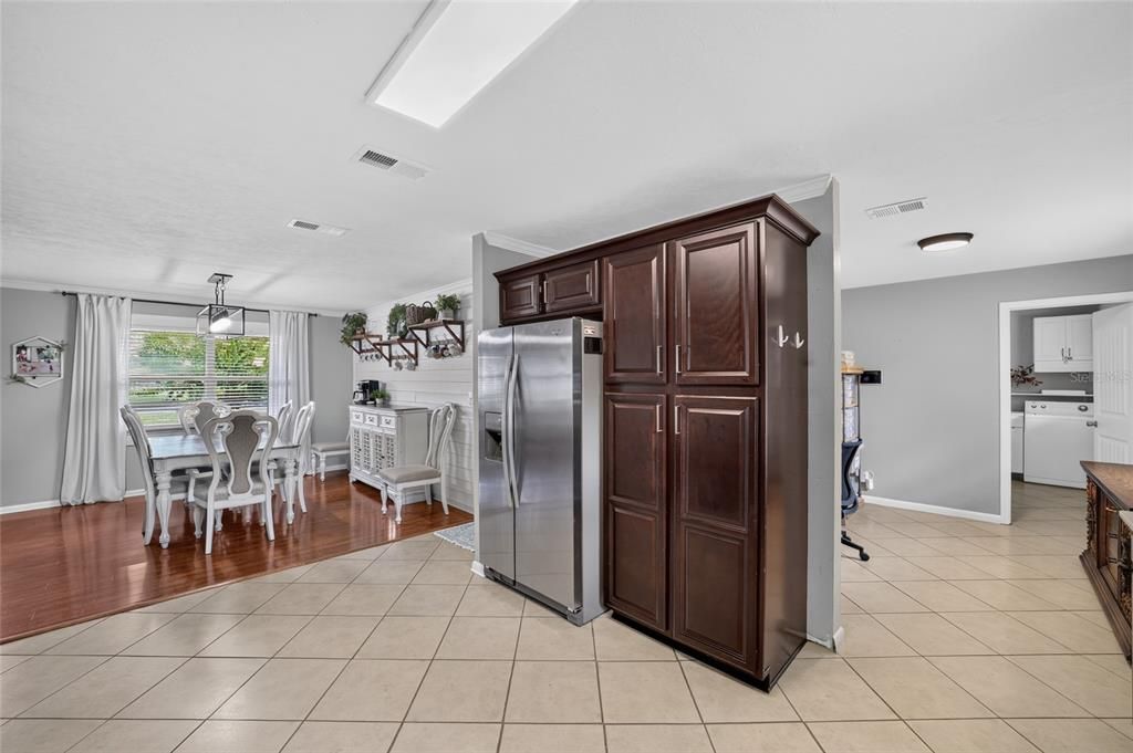 For Sale: $325,000 (3 beds, 2 baths, 2052 Square Feet)