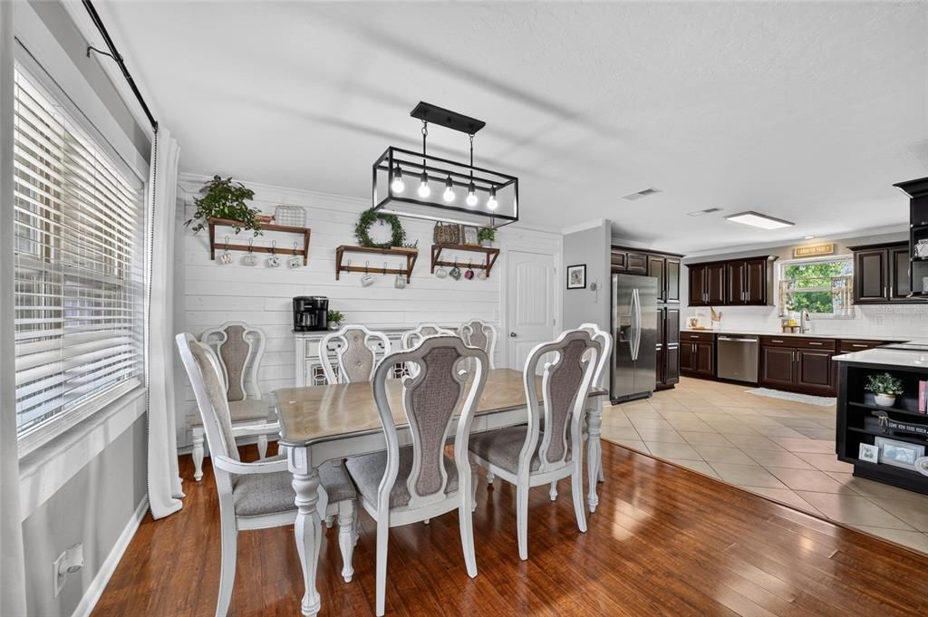 For Sale: $325,000 (3 beds, 2 baths, 2052 Square Feet)