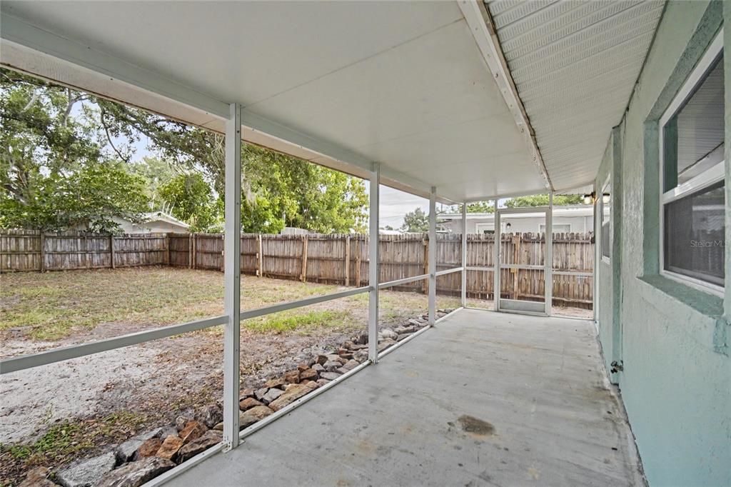 Activo con contrato: $299,900 (3 camas, 2 baños, 1158 Pies cuadrados)