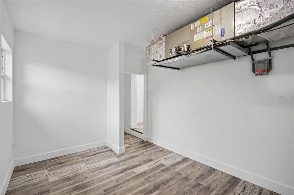 Activo con contrato: $299,900 (3 camas, 2 baños, 1158 Pies cuadrados)