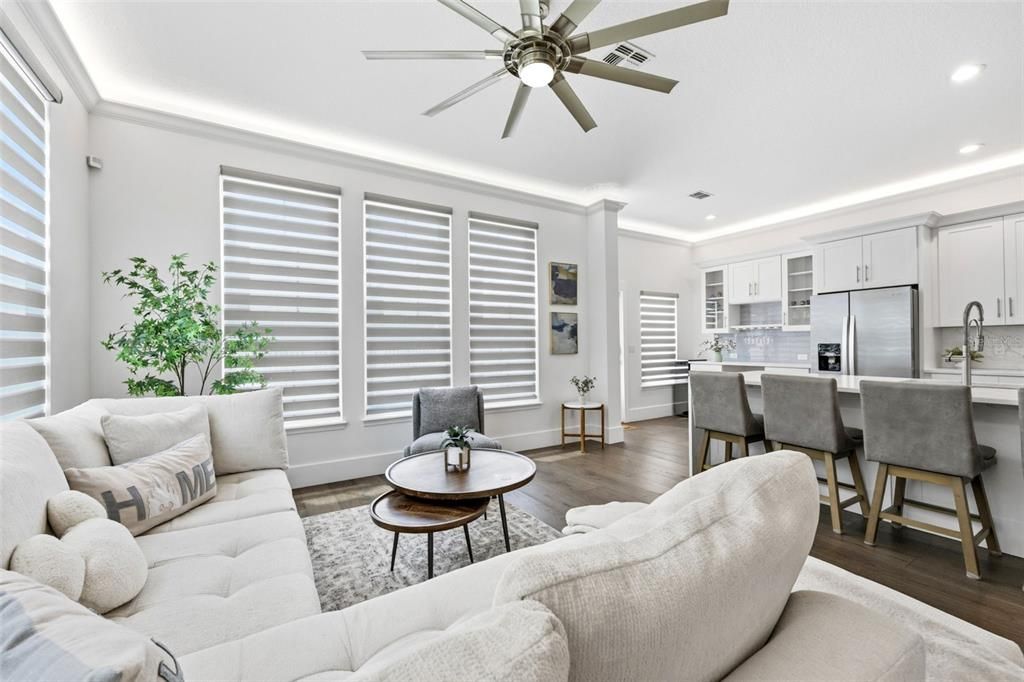 En Venta: $940,000 (4 camas, 3 baños, 2035 Pies cuadrados)