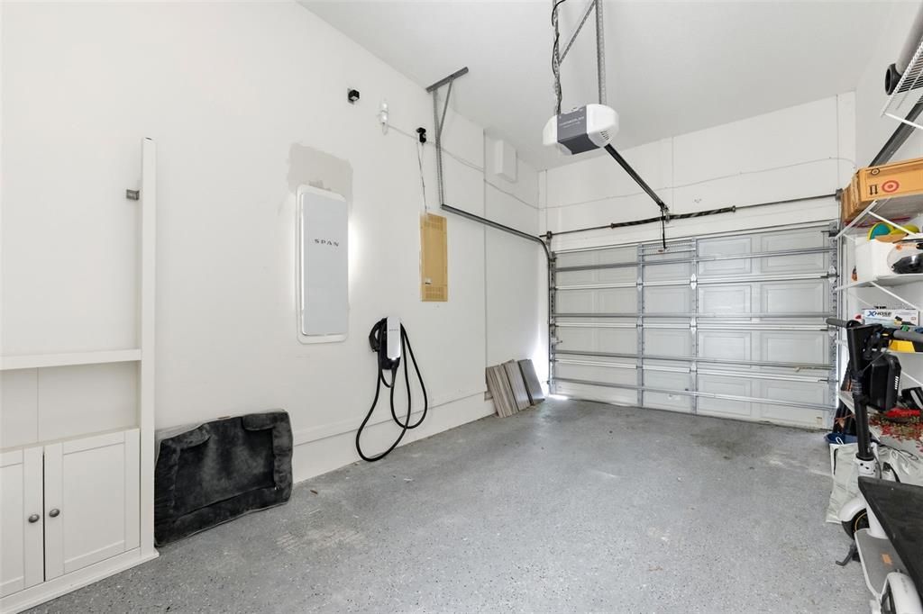 En Venta: $940,000 (4 camas, 3 baños, 2035 Pies cuadrados)
