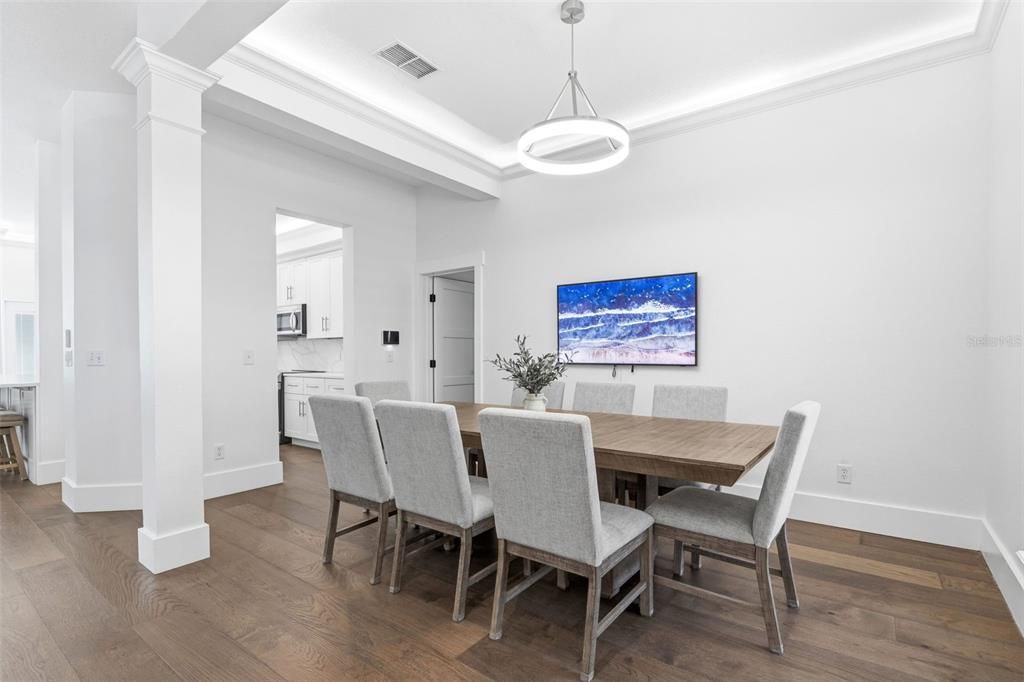 En Venta: $940,000 (4 camas, 3 baños, 2035 Pies cuadrados)