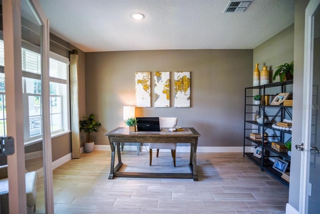 Active With Contract: $449,900 (4 beds, 3 baths, 2802 Square Feet)