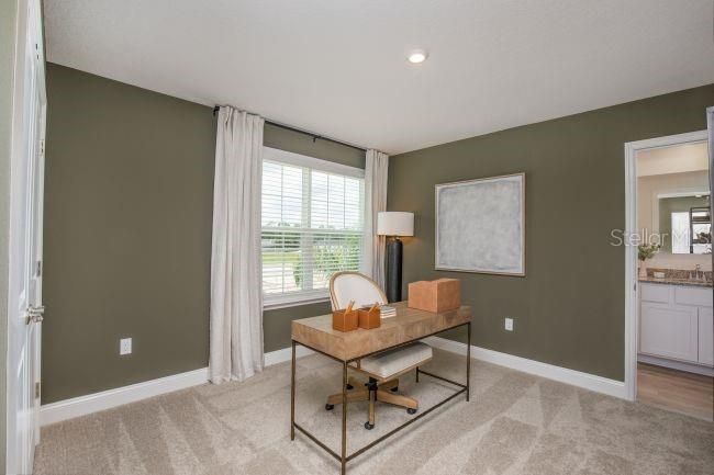 Active With Contract: $449,900 (4 beds, 3 baths, 2802 Square Feet)