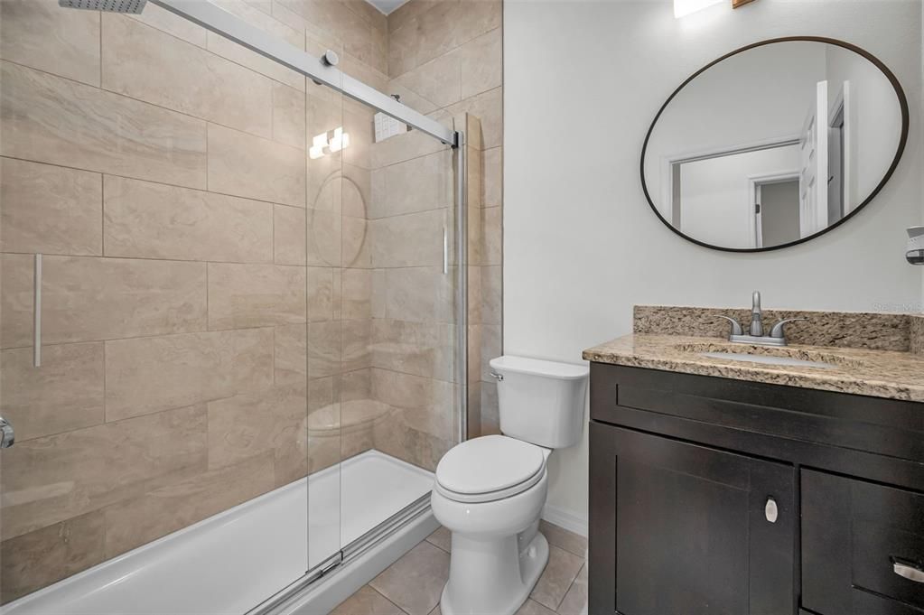 Activo con contrato: $625,000 (4 camas, 3 baños, 2112 Pies cuadrados)