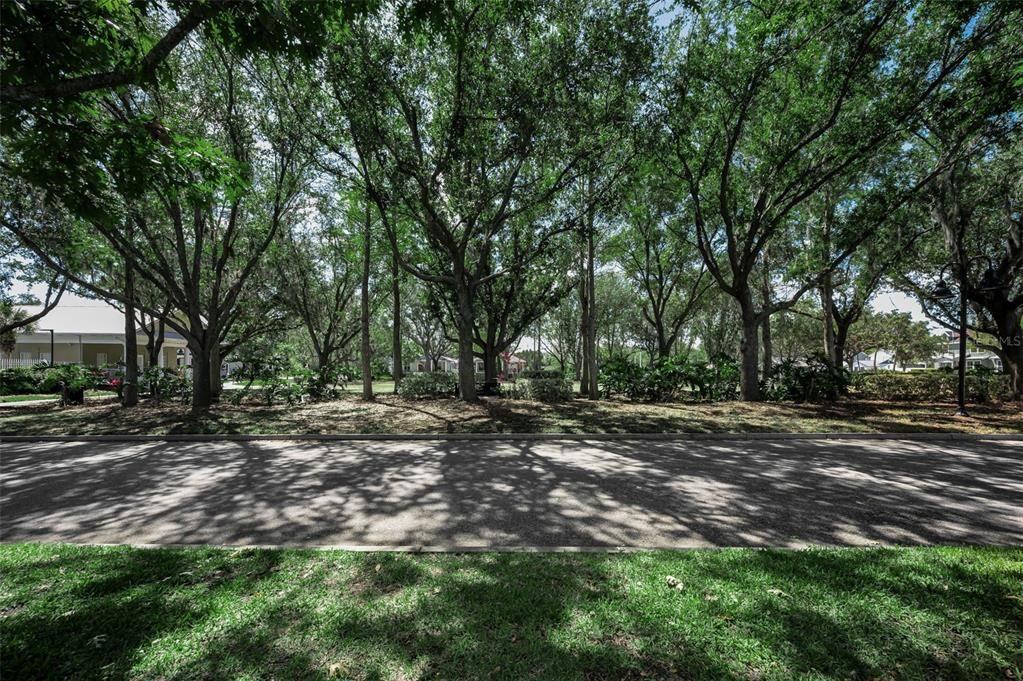 Activo con contrato: $625,000 (4 camas, 3 baños, 2112 Pies cuadrados)