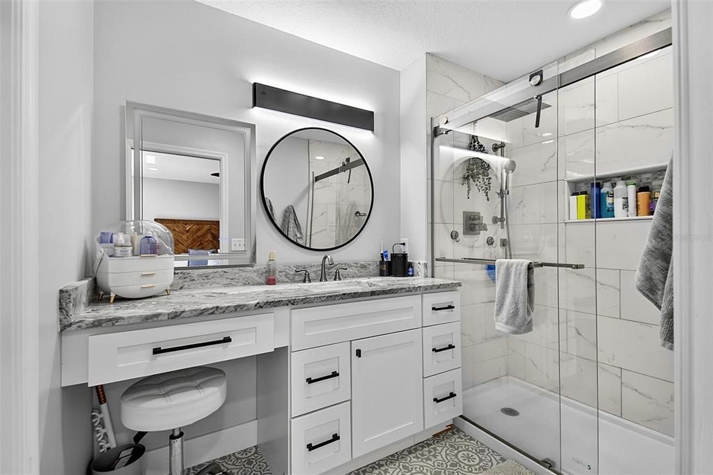 For Sale: $365,000 (3 beds, 2 baths, 1422 Square Feet)