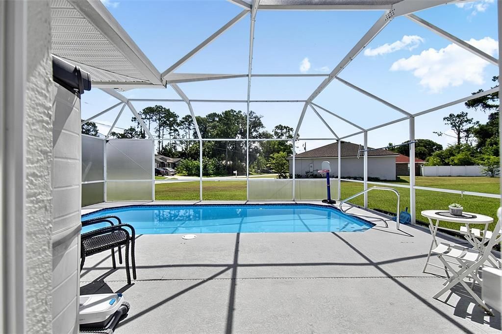 For Sale: $365,000 (3 beds, 2 baths, 1422 Square Feet)