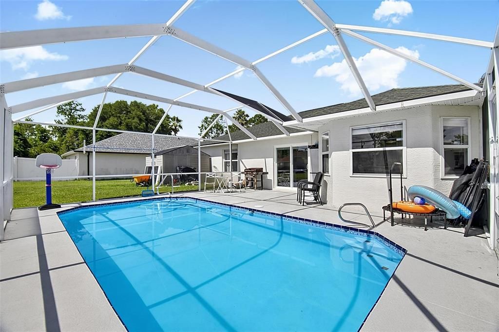 For Sale: $365,000 (3 beds, 2 baths, 1422 Square Feet)