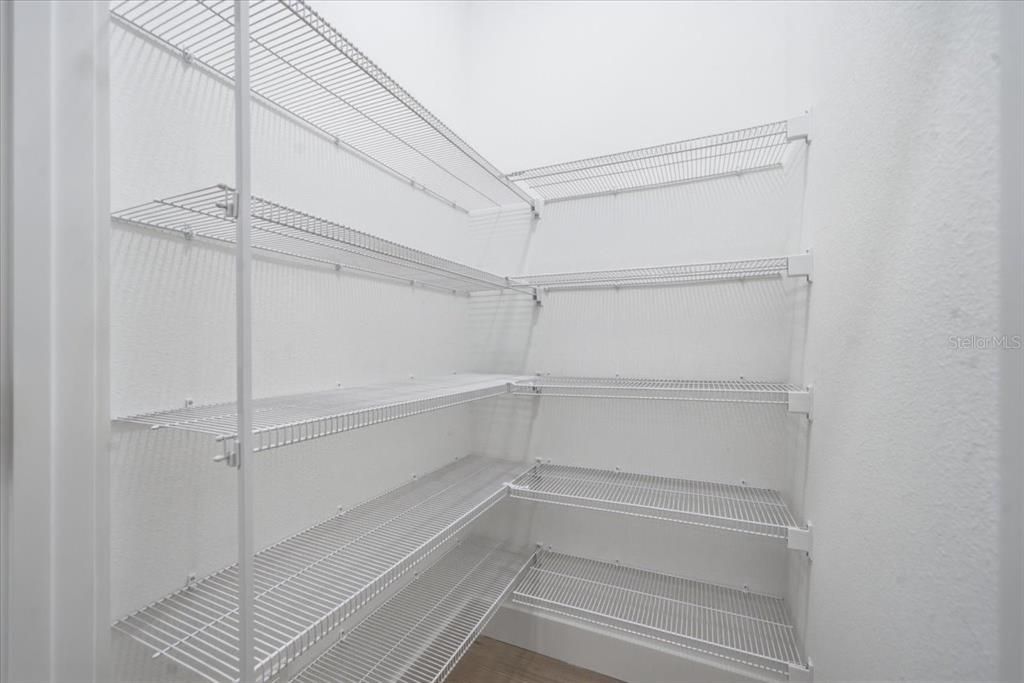 На продажу: $390,000 (3 спален, 2 ванн, 1420 Квадратных фут)