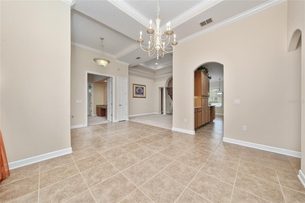 En Venta: $860,000 (5 camas, 4 baños, 3656 Pies cuadrados)