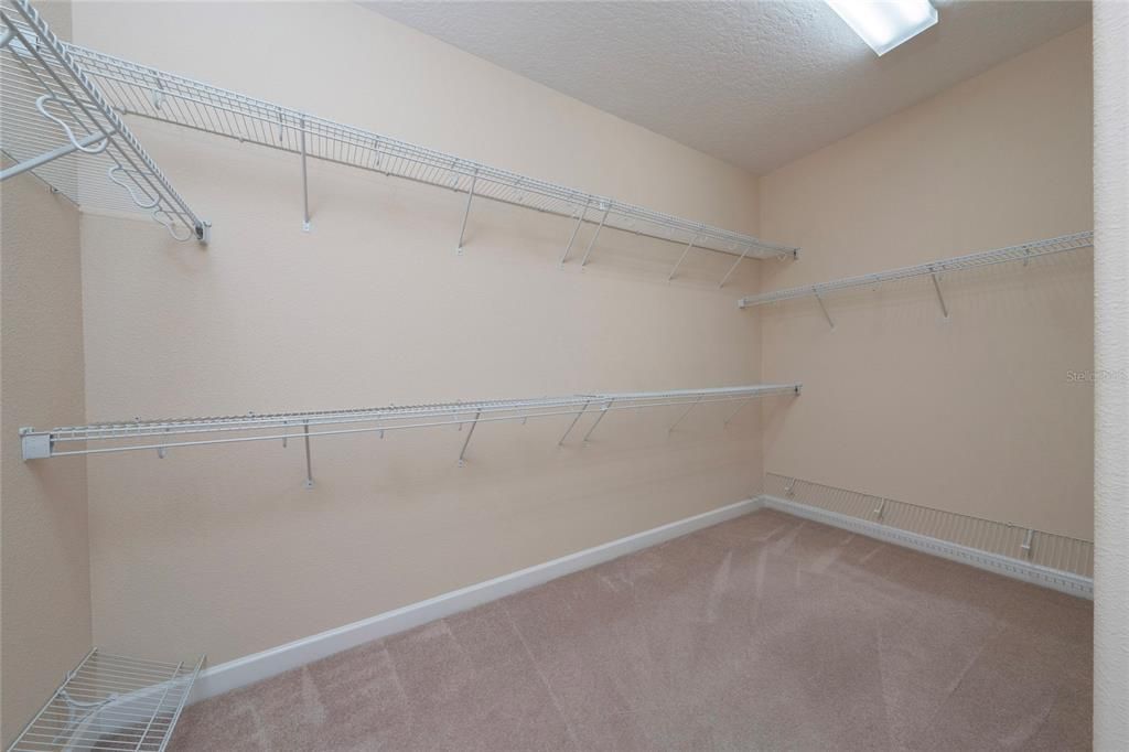 En Venta: $860,000 (5 camas, 4 baños, 3656 Pies cuadrados)