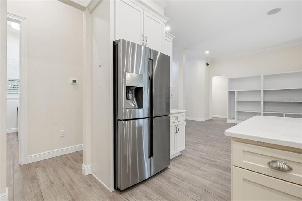 На продажу: $799,900 (4 спален, 3 ванн, 3444 Квадратных фут)