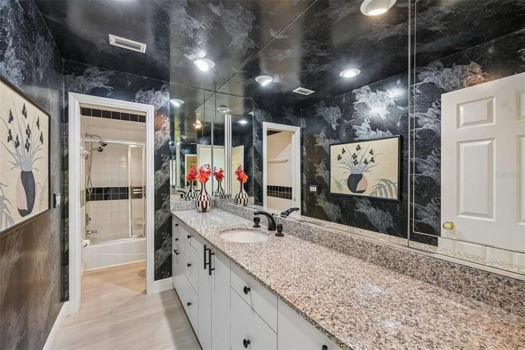For Sale: $599,000 (3 beds, 3 baths, 3516 Square Feet)
