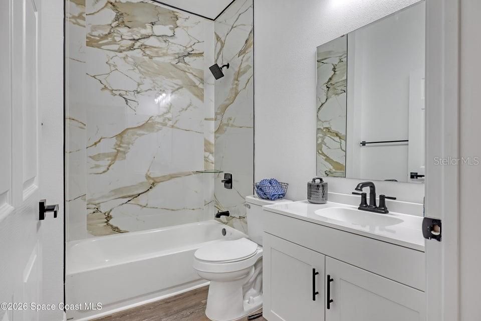 For Sale: $379,888 (4 beds, 2 baths, 1788 Square Feet)