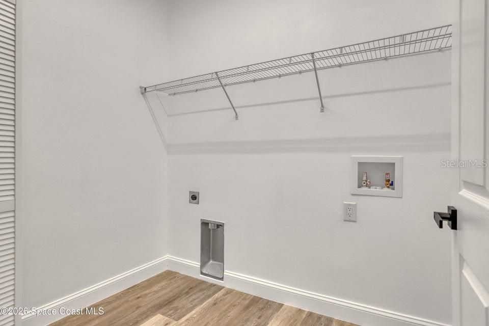 For Sale: $379,888 (4 beds, 2 baths, 1788 Square Feet)