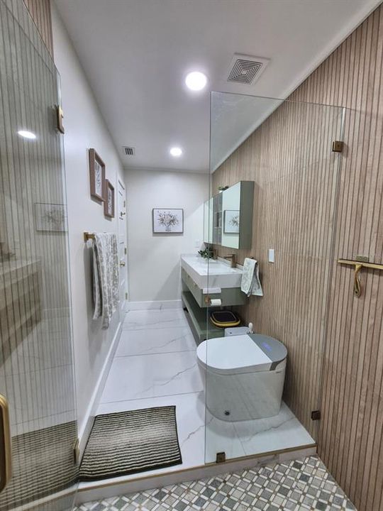 For Sale: $495,000 (3 beds, 2 baths, 1573 Square Feet)