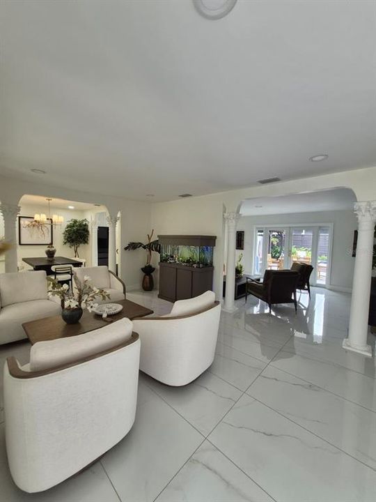 For Sale: $495,000 (3 beds, 2 baths, 1573 Square Feet)
