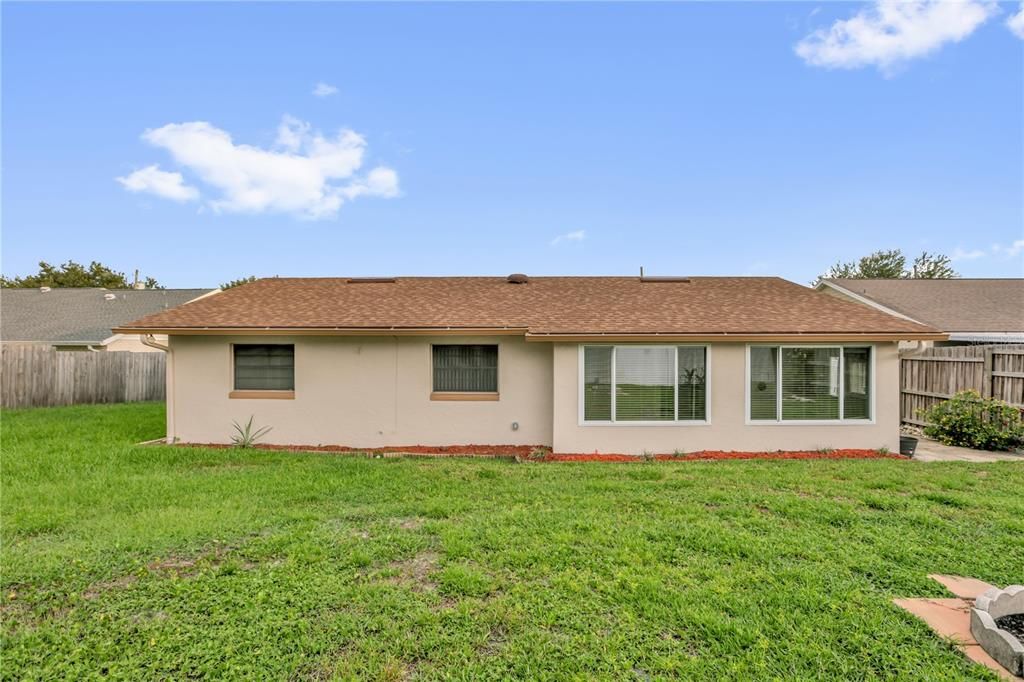 En Venta: $317,900 (3 camas, 2 baños, 1246 Pies cuadrados)