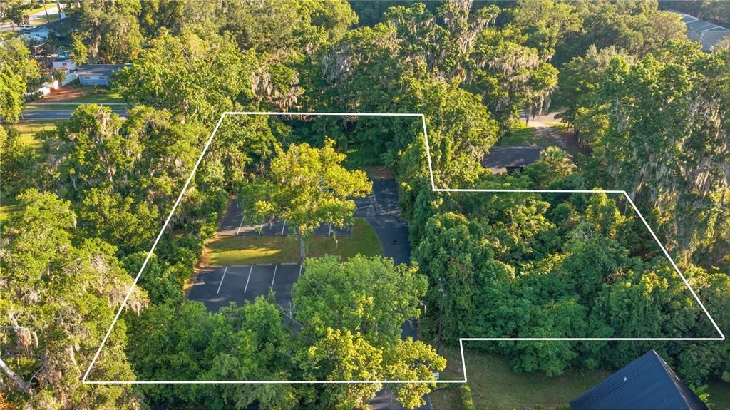 En Venta: $499,900 (0.73 acres)