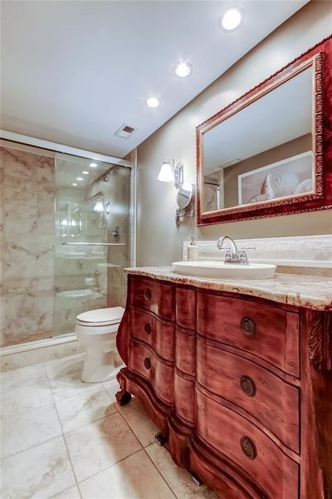 For Sale: $287,700 (2 beds, 2 baths, 1280 Square Feet)