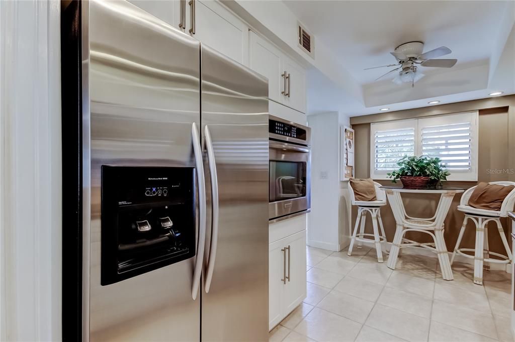 For Sale: $287,700 (2 beds, 2 baths, 1280 Square Feet)