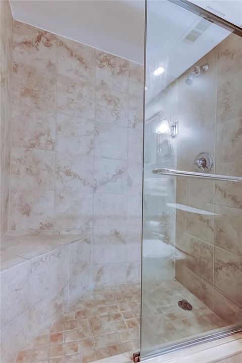 For Sale: $287,700 (2 beds, 2 baths, 1280 Square Feet)