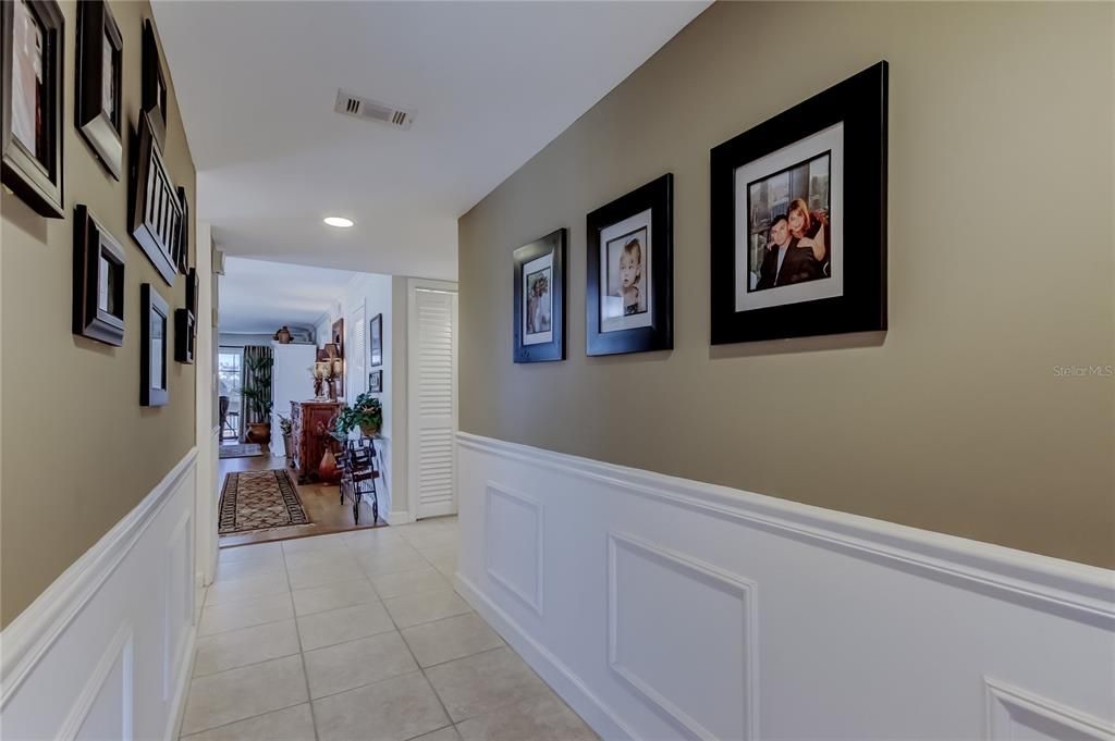 For Sale: $287,700 (2 beds, 2 baths, 1280 Square Feet)