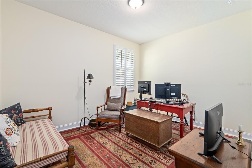 For Sale: $455,000 (4 beds, 2 baths, 2003 Square Feet)